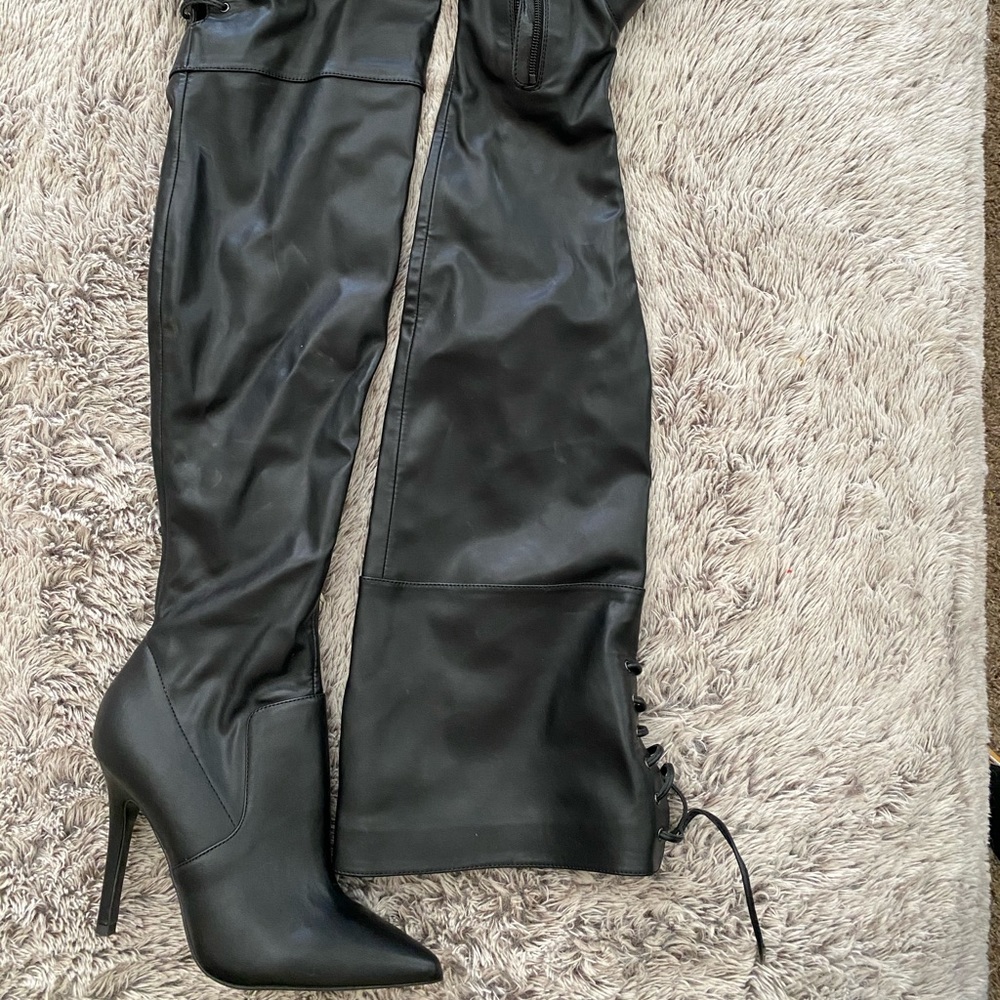 Women knee high boots